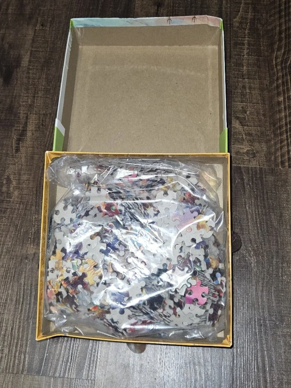 Thomas Kinkade Disney Hollywood Mickey & Minnie 750 Piece Puzzle
